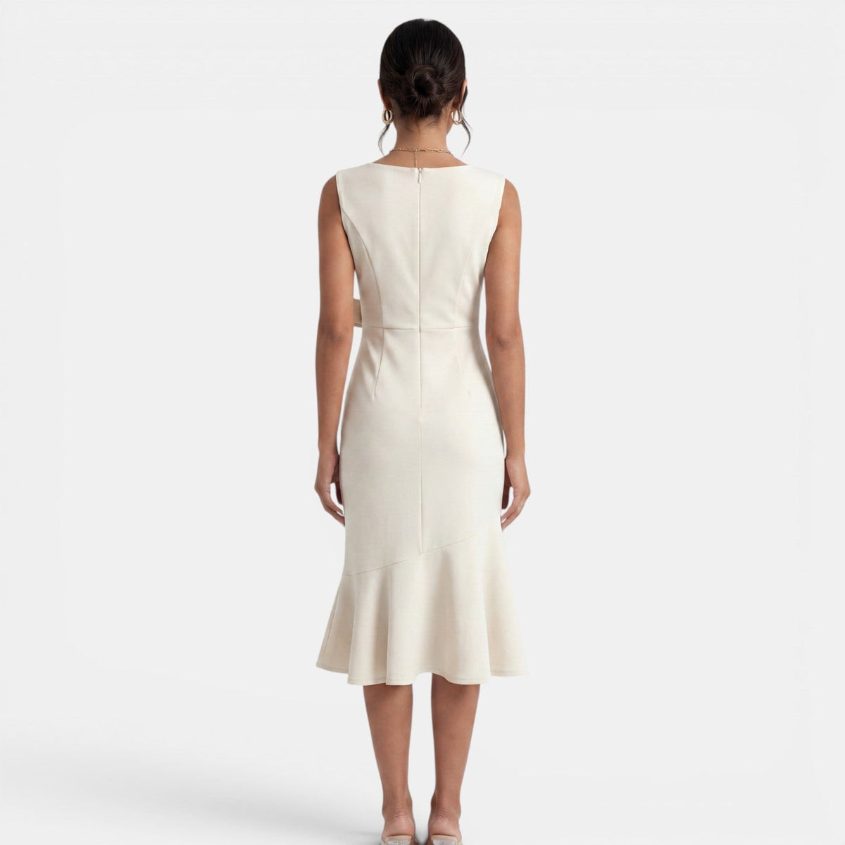 Women's Fitted Sleeveless Side Slit Midi Dress